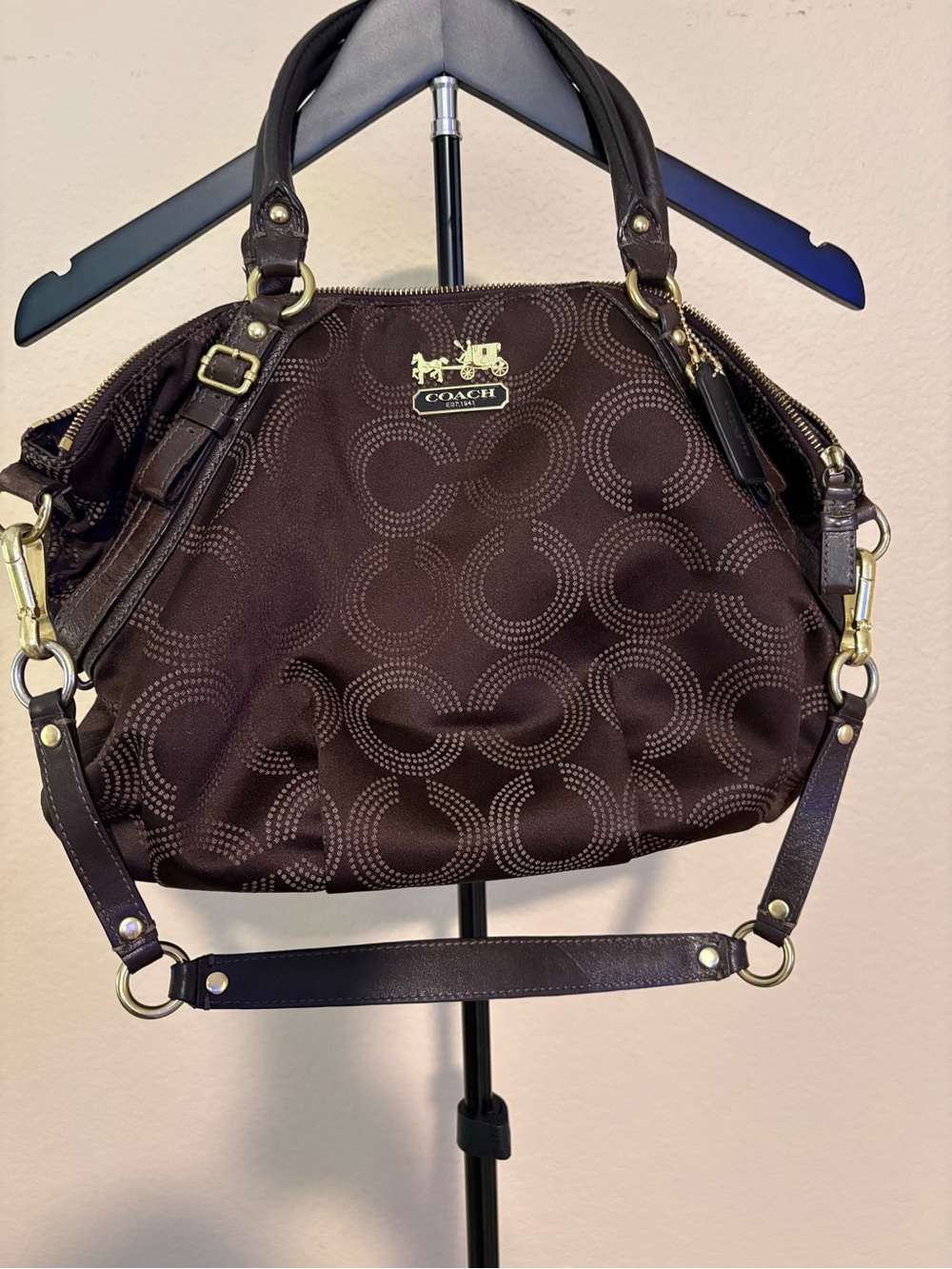Coach Dark Brown Signature Circle Satchel with Gold Hardware. In good condition